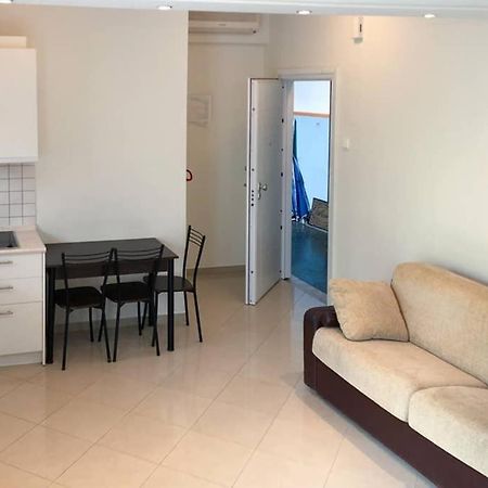 Cozy Studio Near The Beach 1Stfloor Nea Iraklitsa Zewnętrze zdjęcie